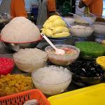 A stall with a variety of Thai dessert at MBK food court.
