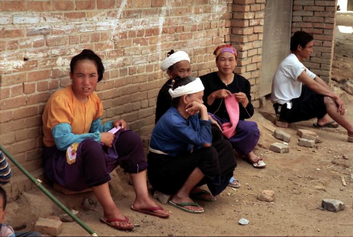 Menghun, Dai village.