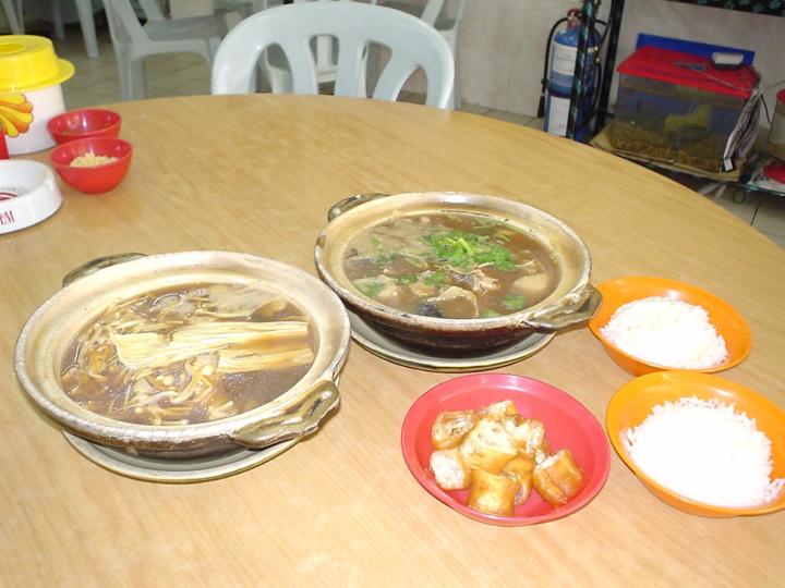 Bak kut teh