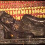 Reclining Buddah "Red Chapel", Wat Xieng Thong, Luang Prabang
