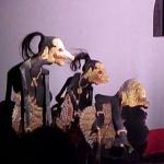 Wayang Kulit, which is basically a type of puppet shadow play, is performed all around the Malay archapelago. The Wayang Kulit is led by a storyteller called the Tok Dalang, while his team of assistants will move the puppets behind a screen. In Malaysia, Wayang Kulit is performed mainly in Kelantan and Terengganu.