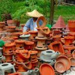 Philippines, Mindanao, Road Side Pottery